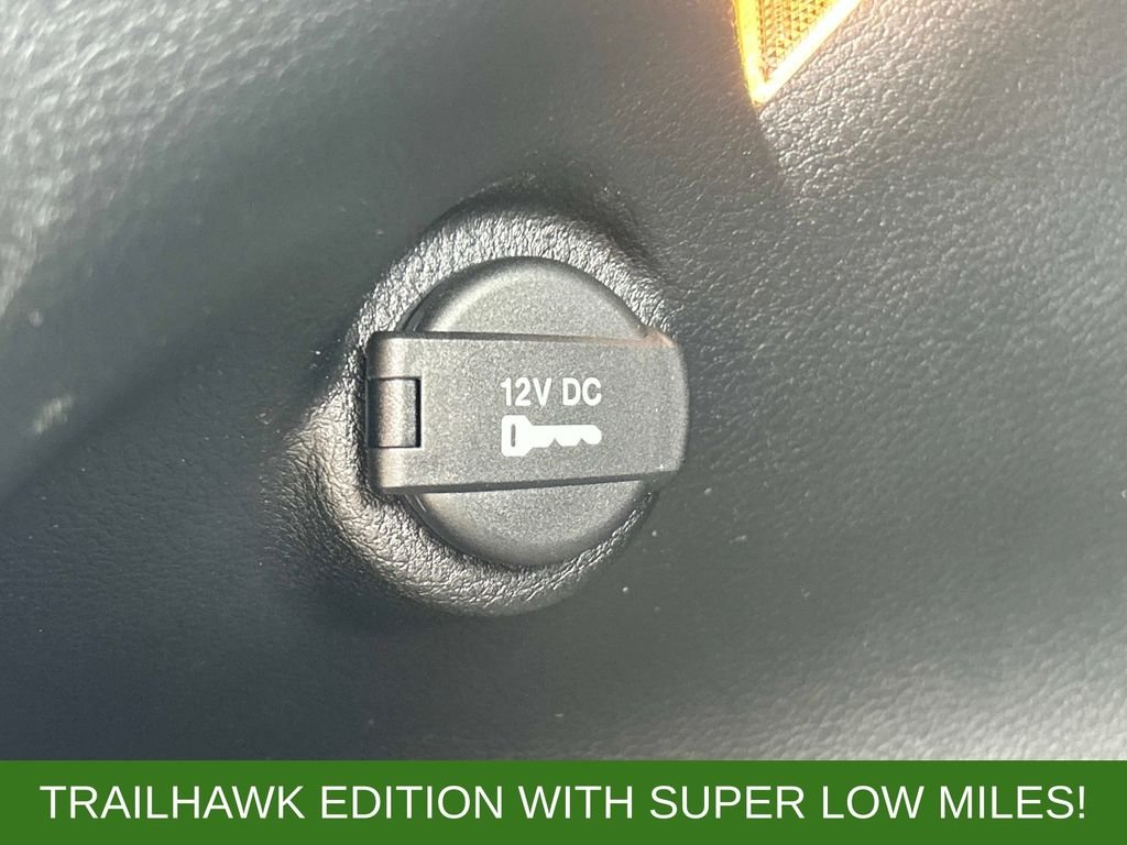 Used 2022 Gray Jeep Trailhawk image 12