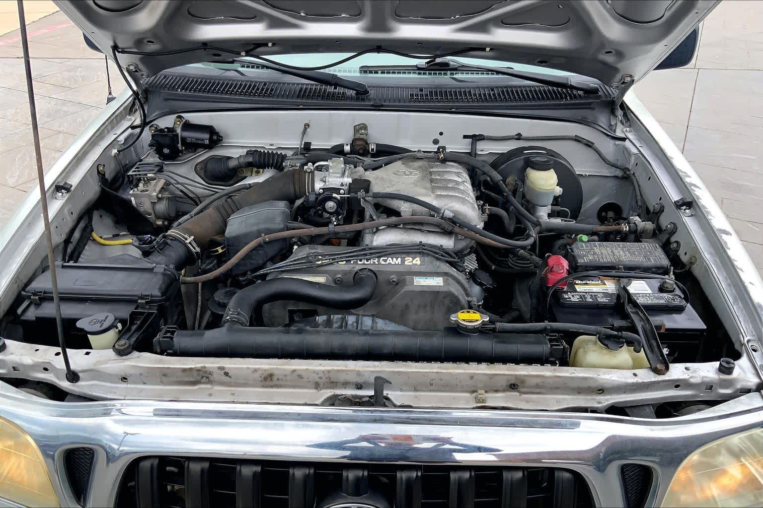 Used 2003 Lunar Mist Metallic Toyota PreRunner image 28