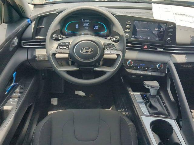 New 2025 Black Hyundai Blue image 15