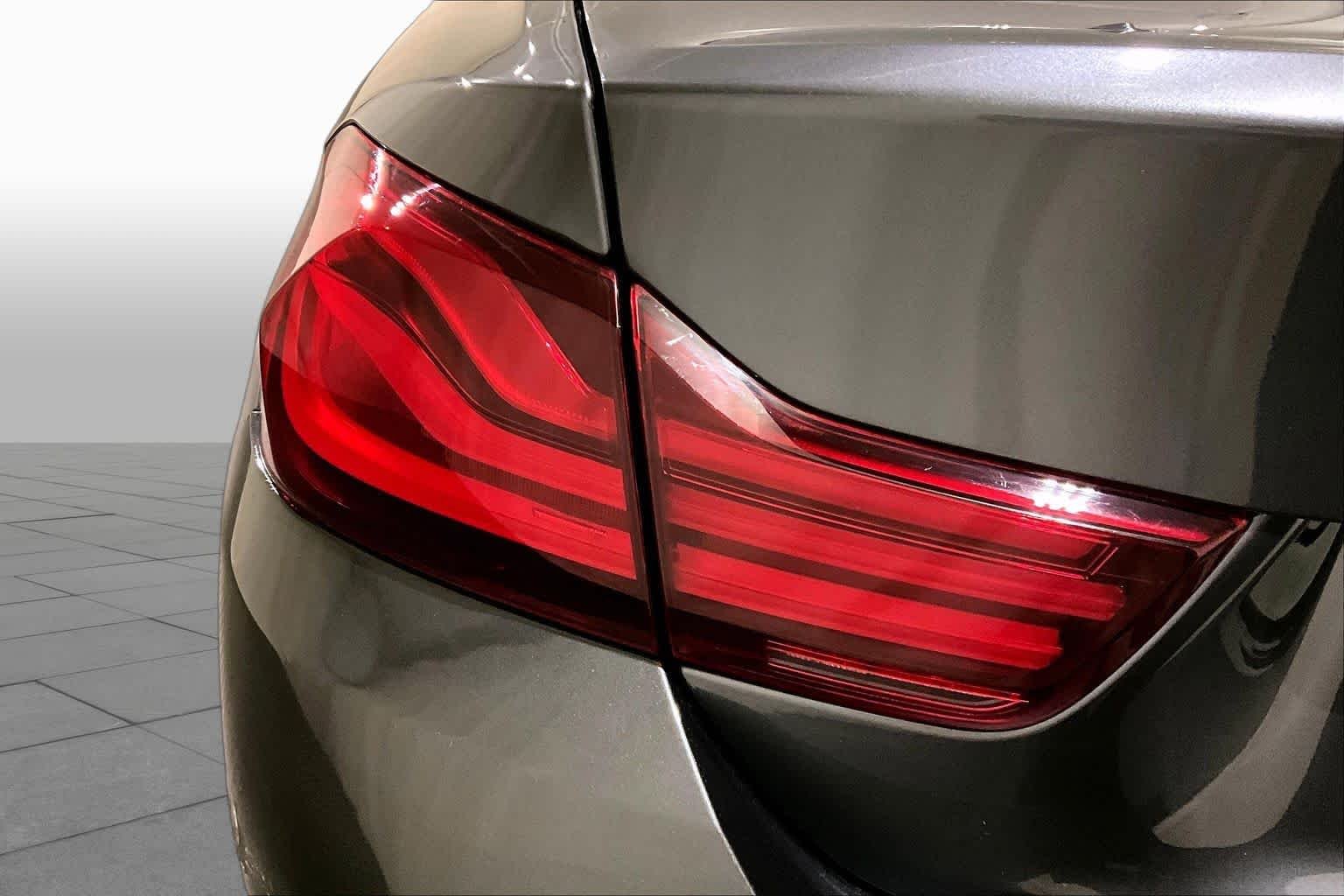 Used 2020 Mineral Grey Metallic BMW 430i xDrive image 25