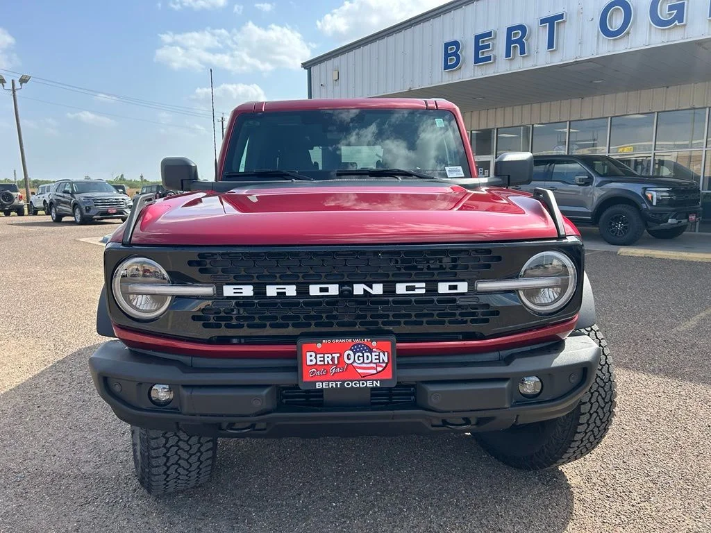New 2026 Ruby Red Metallic Tinted Clearcoat Ford Outer Banks® image 2