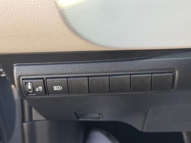 Used 2023  Toyota LE image 26