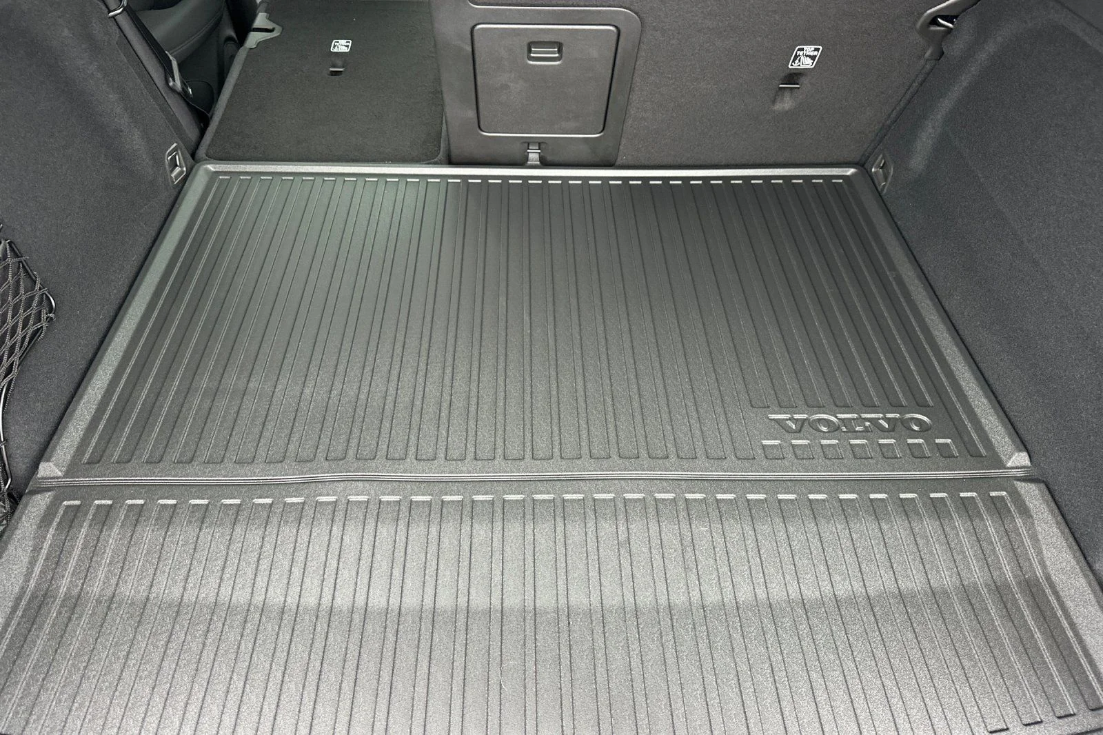 New 2026 Vapour Grey Volvo Plus image 14