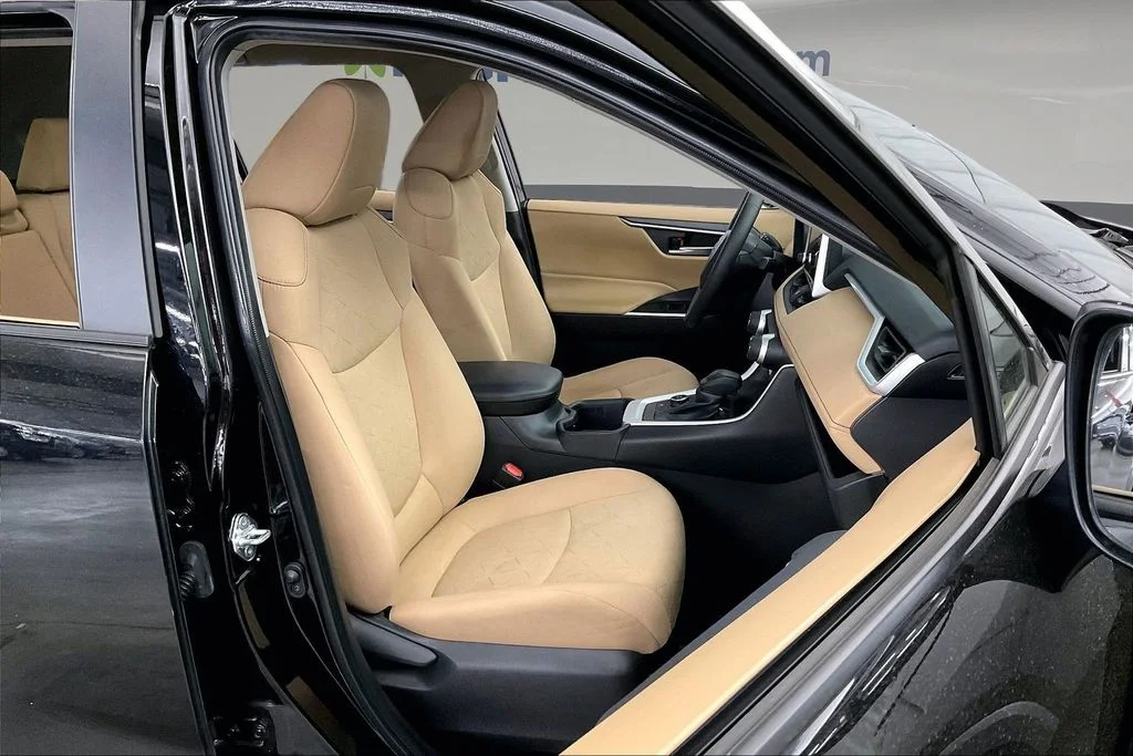 Used 2024 Black Toyota XLE image 10