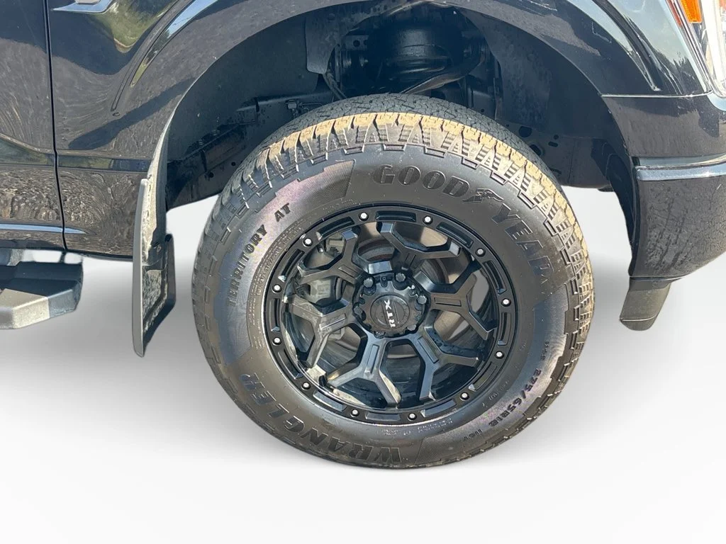 Certified Used 2023 Agate Black Metallic Ford XLT image 12