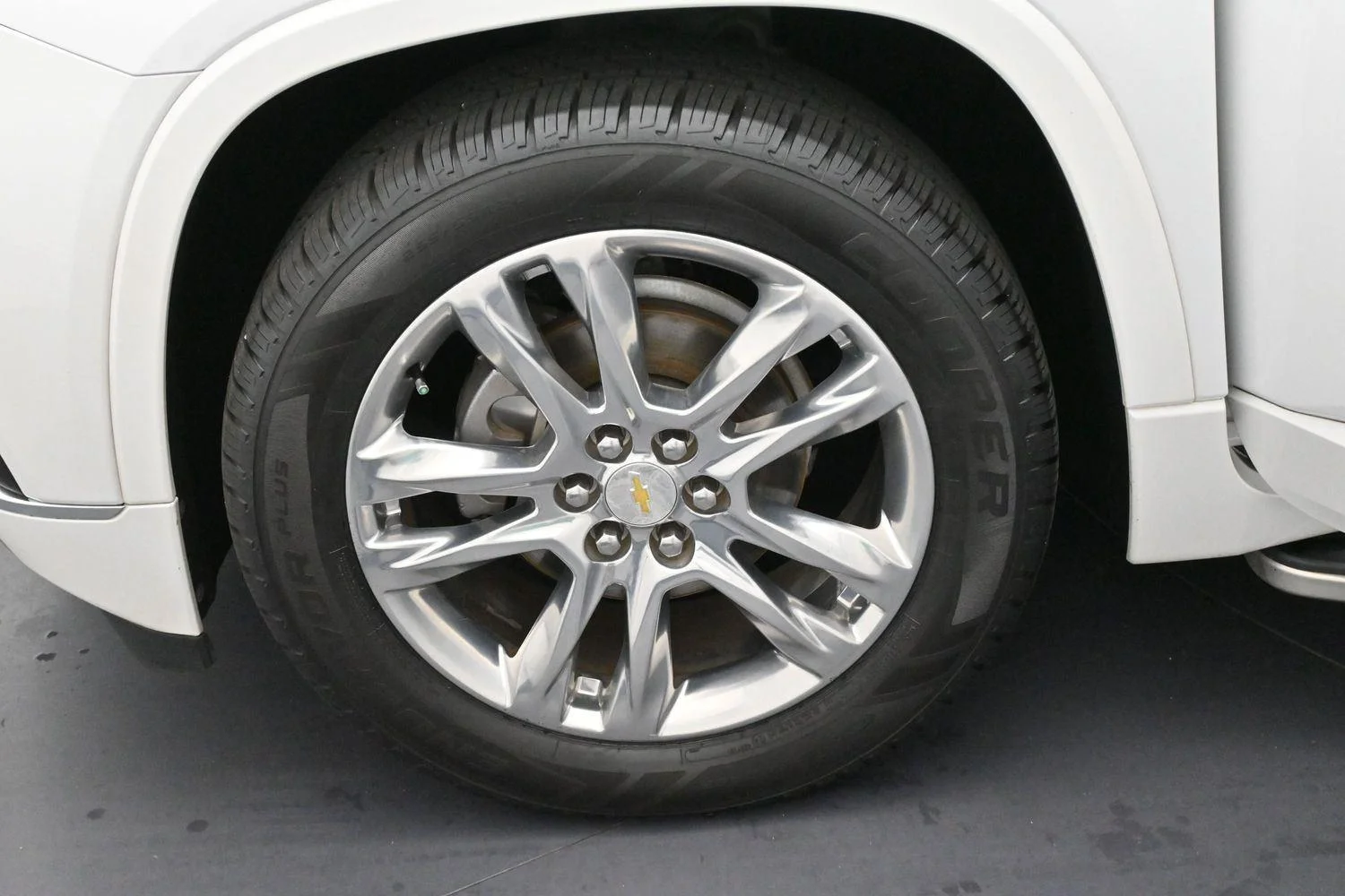 Used 2019 IRIDESCENT PEARL TRICOAT Chevrolet High Country image 45