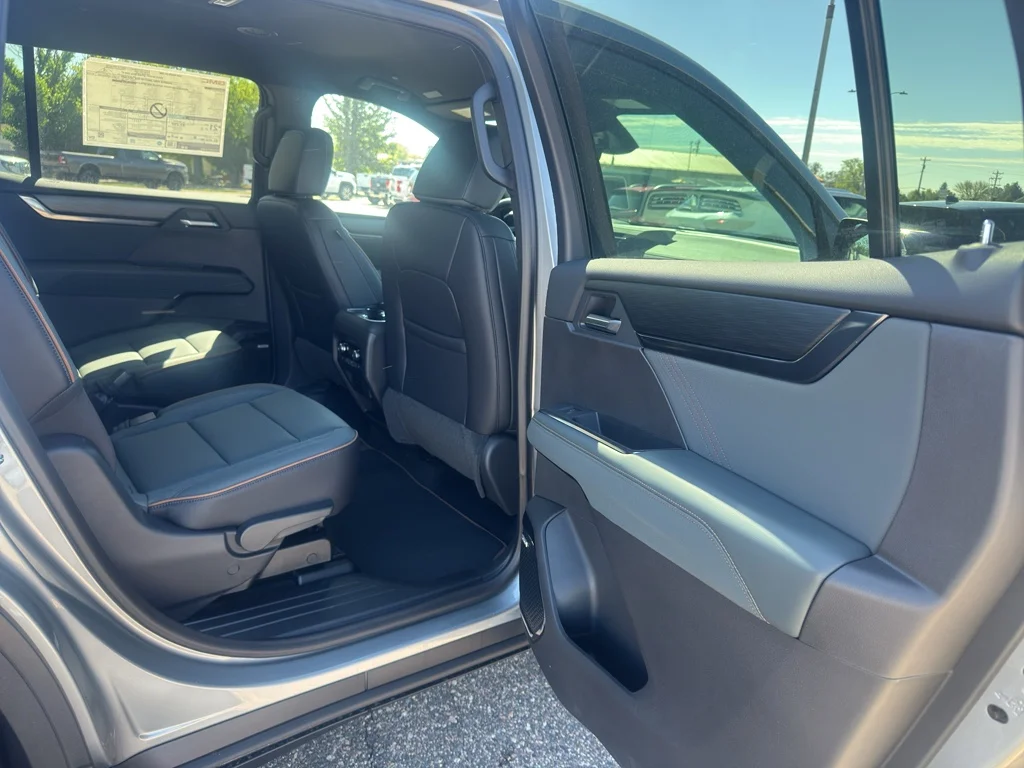 New 2026 Sterling Metallic GMC AT4 image 17