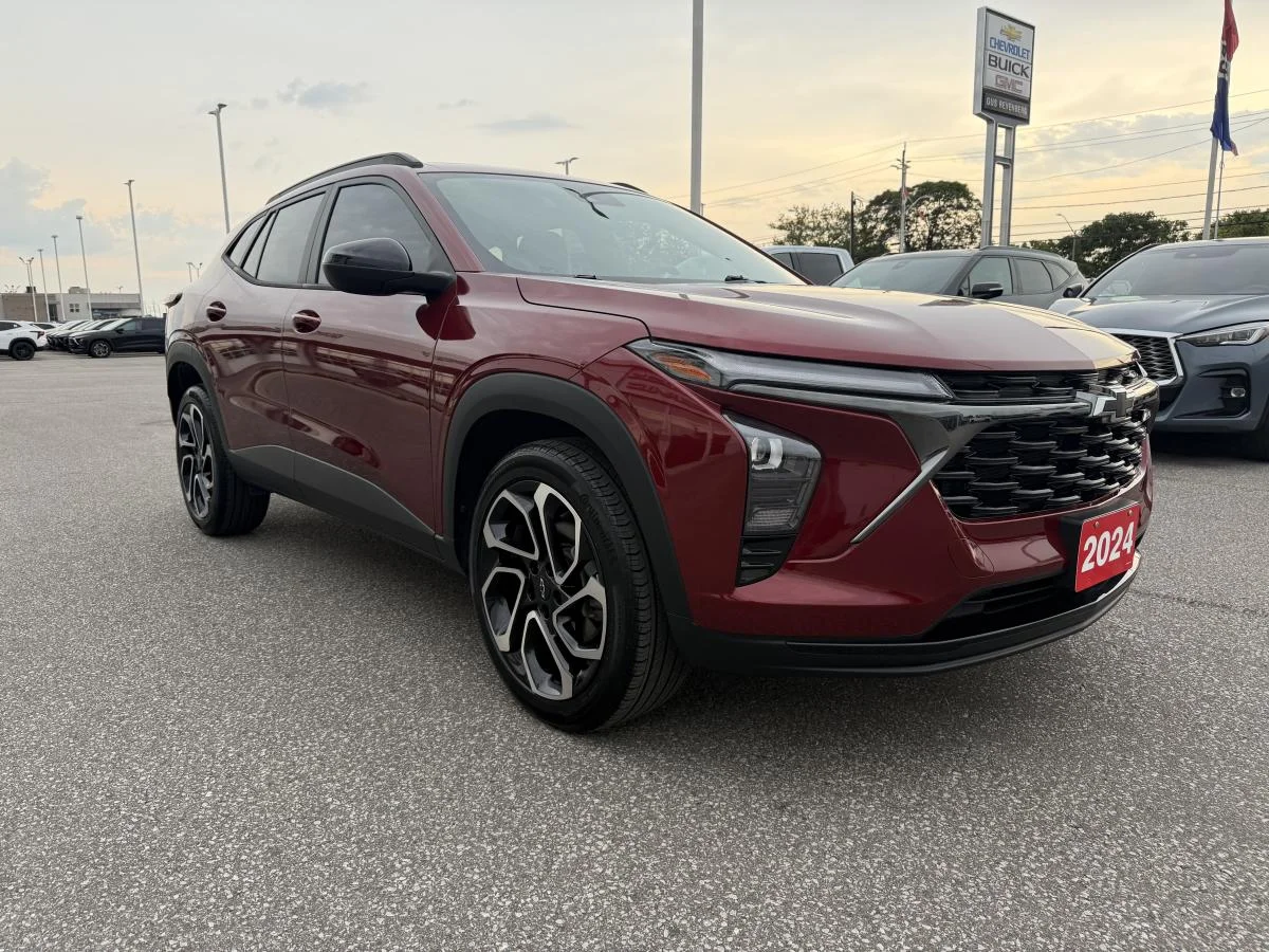 Certified Used 2024 Red Chevrolet 1sa Activ image 7