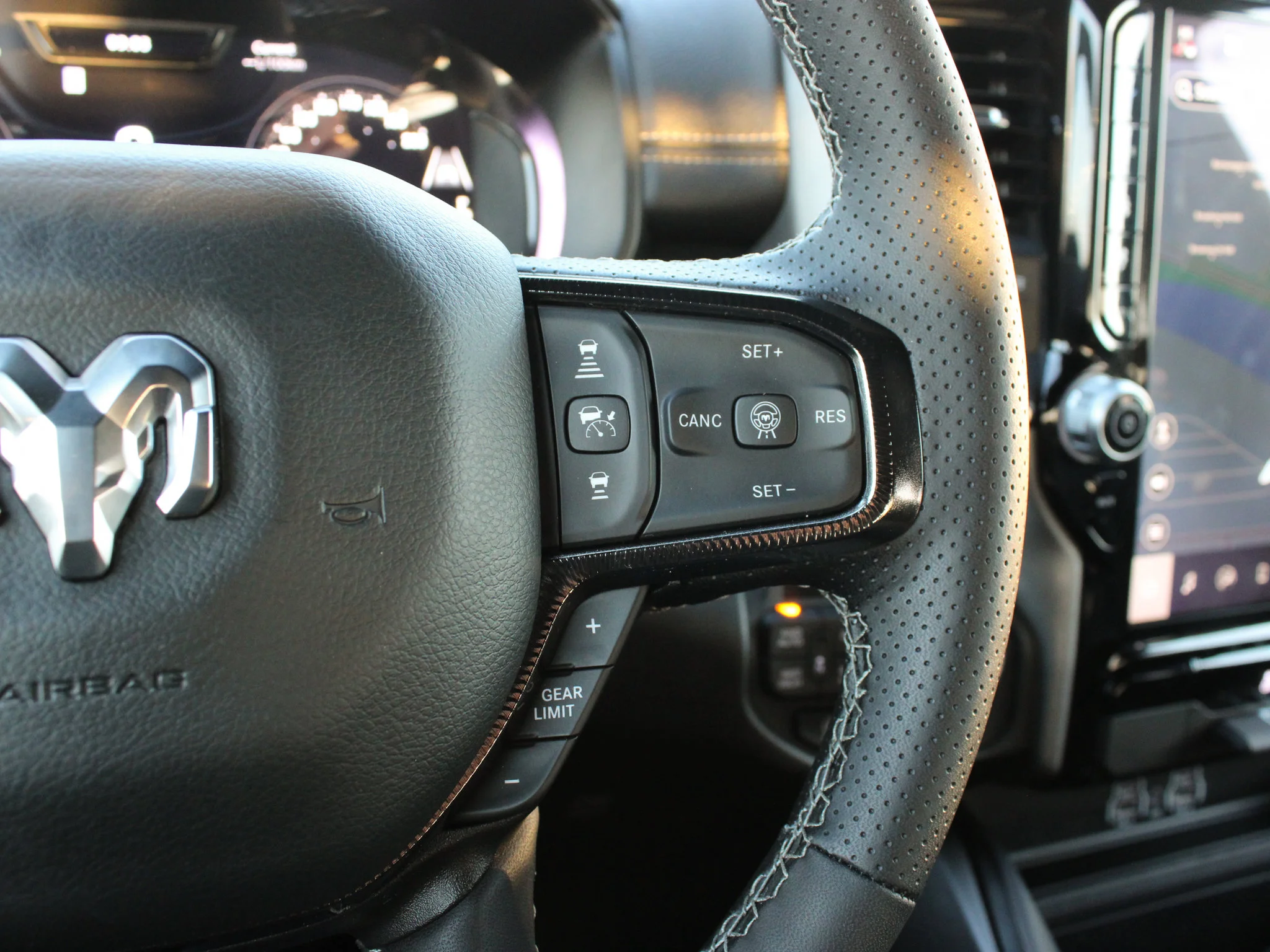 Certified Used 2025 Black RAM Sport * No Accidents | Heated Seats | 360 View Camera | Navigation | One Owner | Twin-Turbo | Alpine image 21