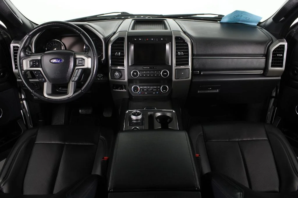 Used 2021 White Ford XLT image 27