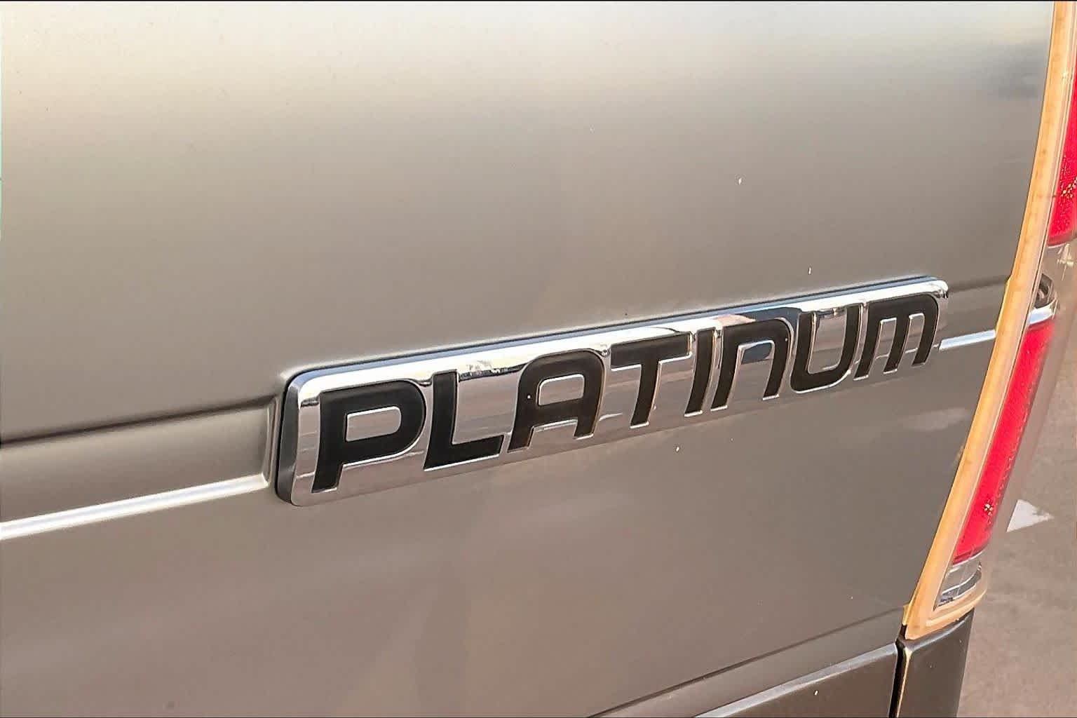 Used 2012 Sterling Gray Metallic Ford Platinum image 10