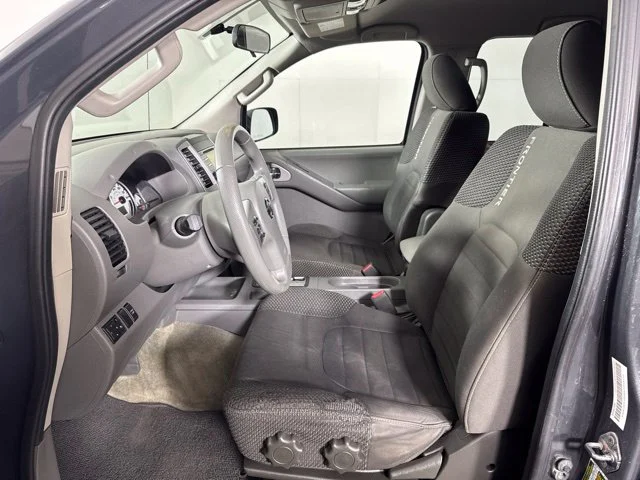Used 2013 Black Nissan Desert Runner image 11