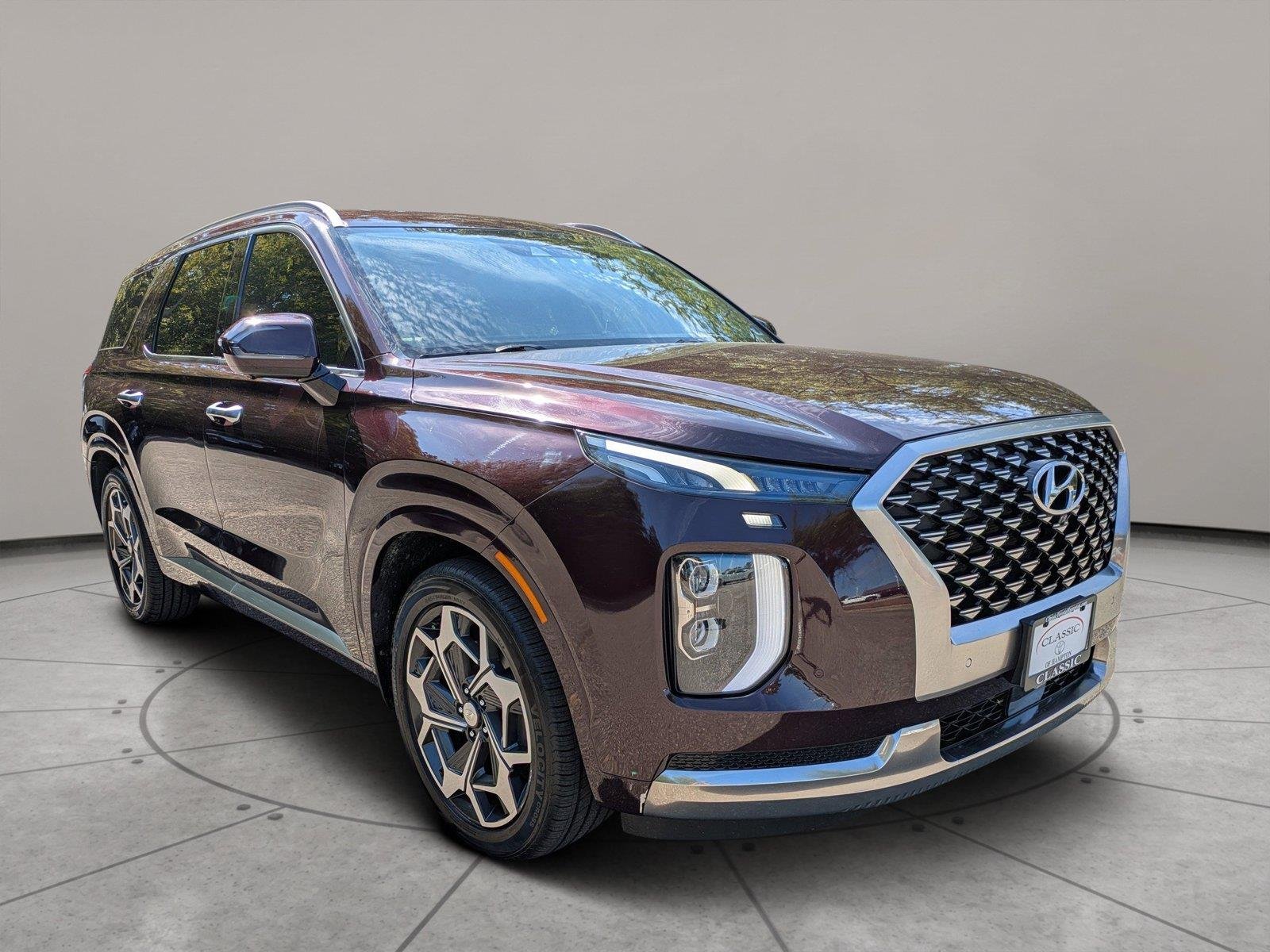 Used 2022 Sierra Burgundy Hyundai Calligraphy image 1