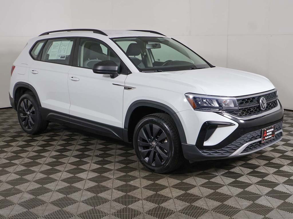 Used 2022 Volkswagen Taos S with VIN 3VVCX7B22NM065468 for sale in Parma, OH