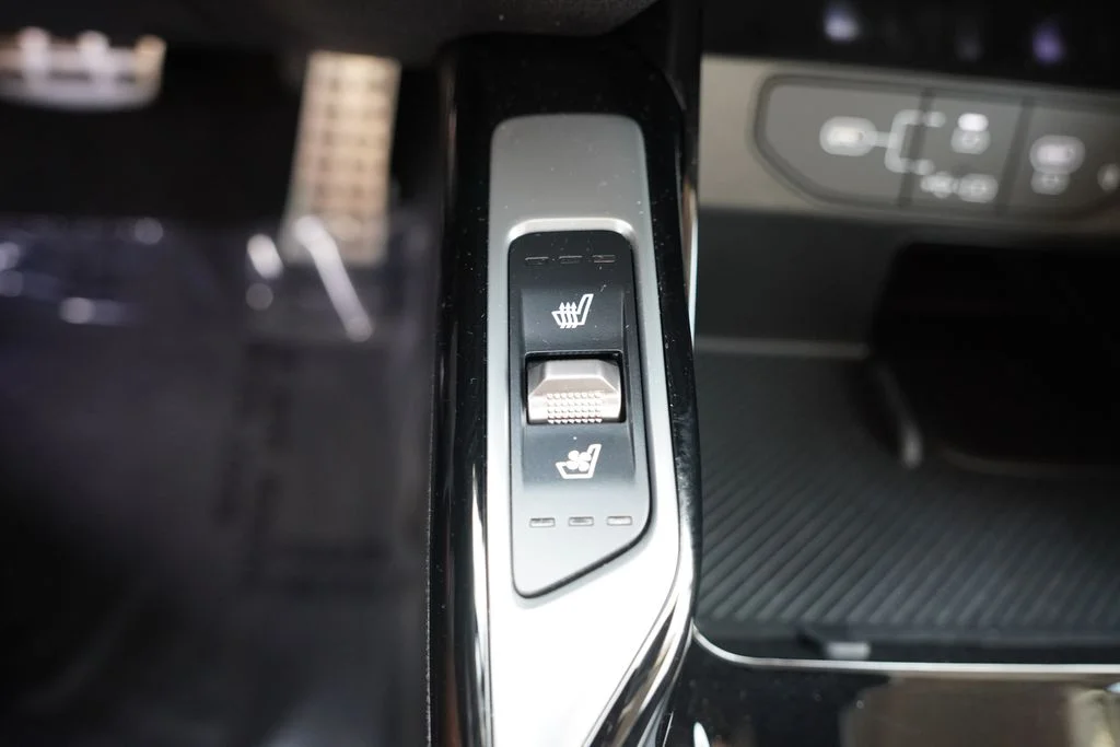 Used 2026 Midnight Lake Blue Kia X-Line SX image 32