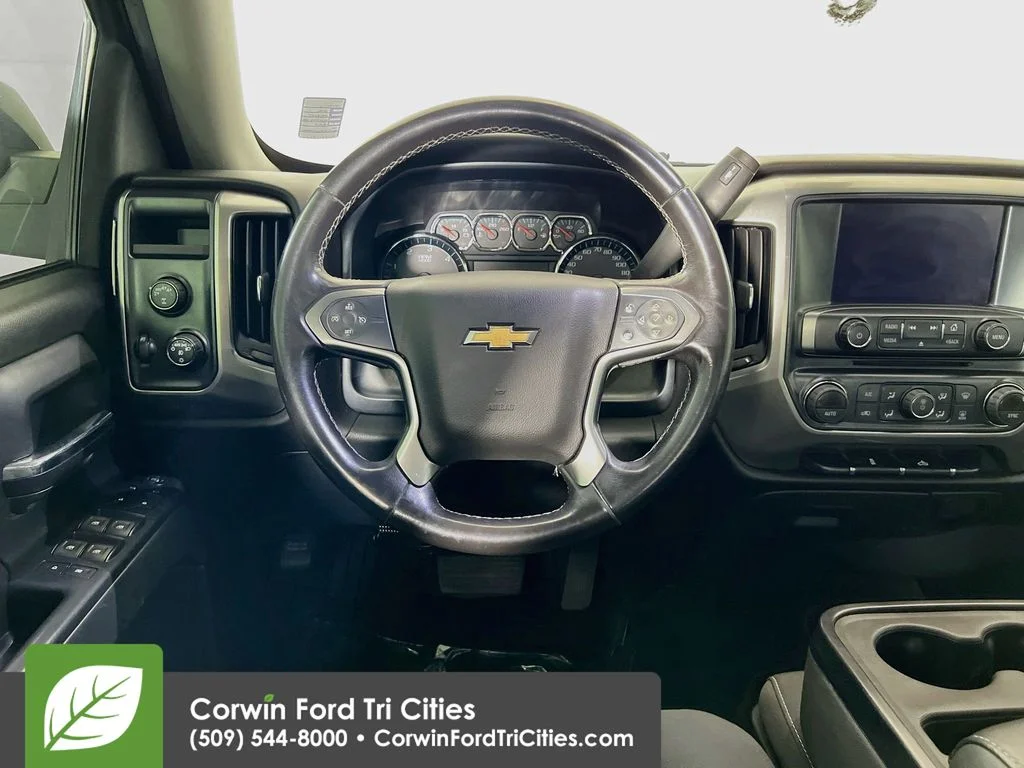 Used 2018 Black Chevrolet LT image 23