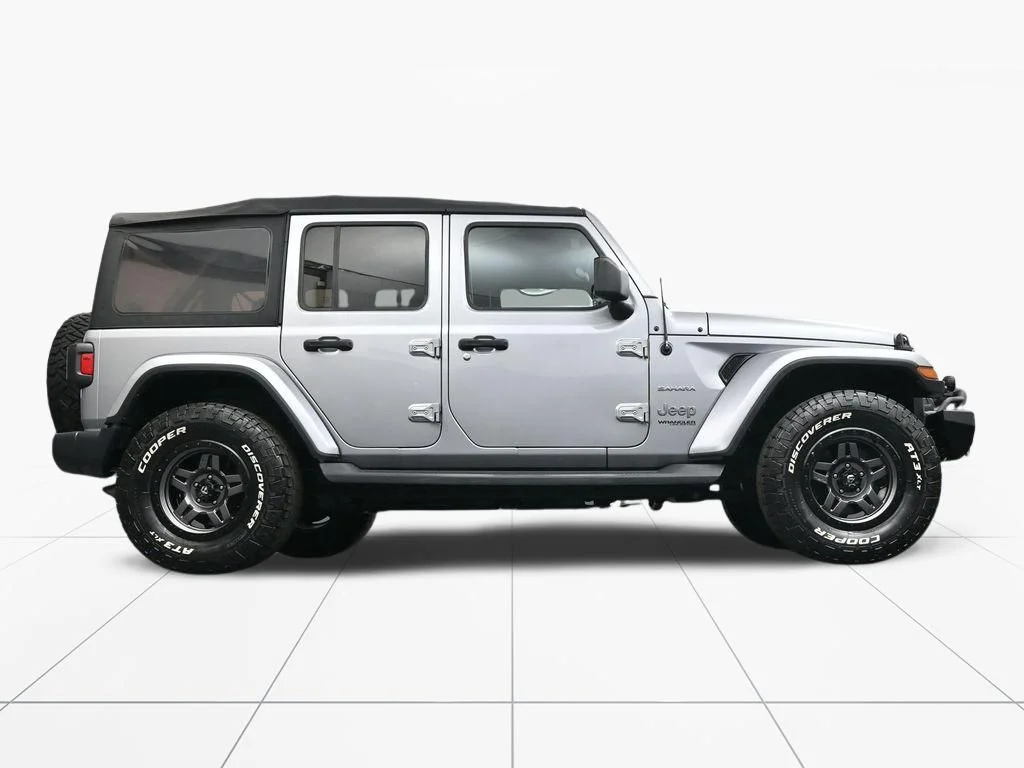 Used 2020 Billet Silver Metallic Jeep Unlimited Sahara image 35