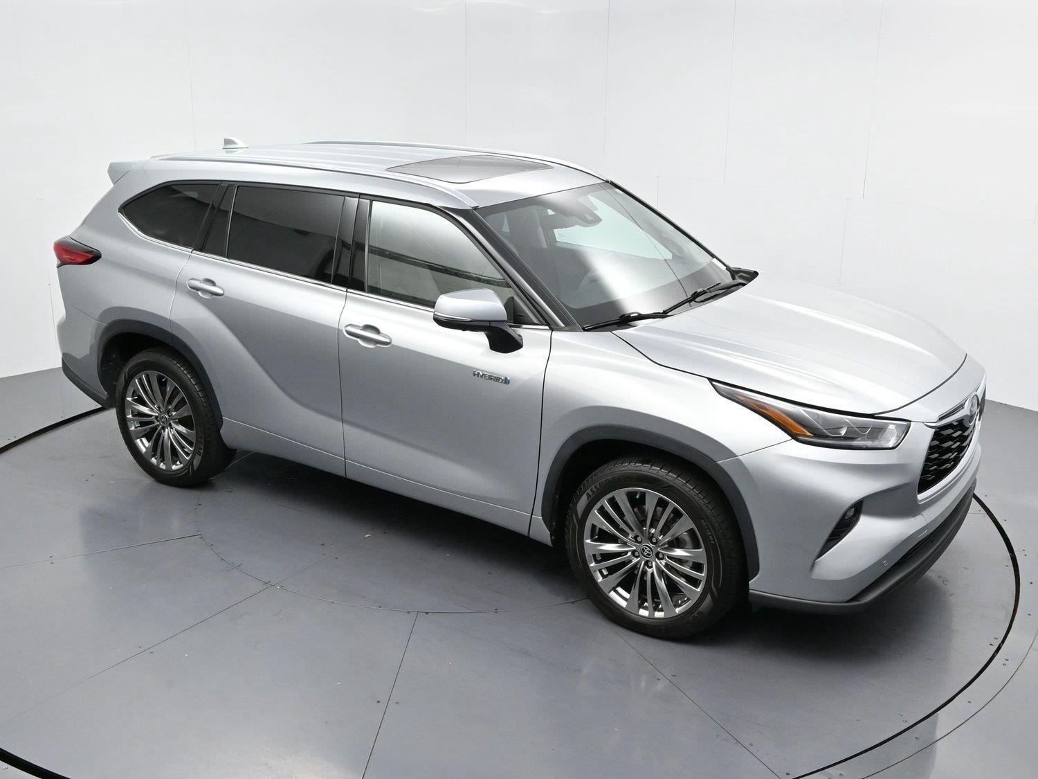 Used 2021 Celestial Silver Metallic Toyota Limited image 45
