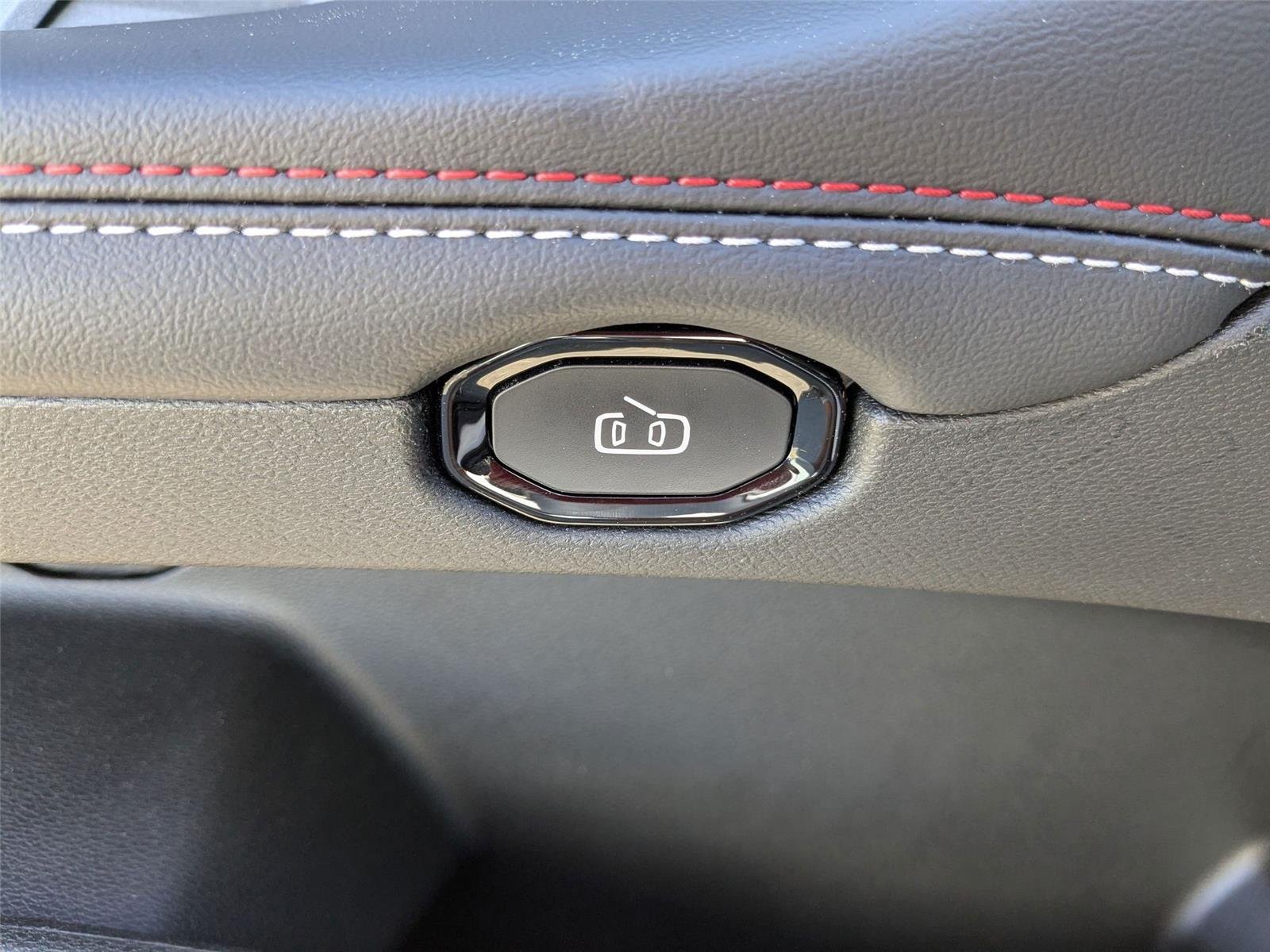 2025 Dodge Charger Daytona R/T - Photo 13