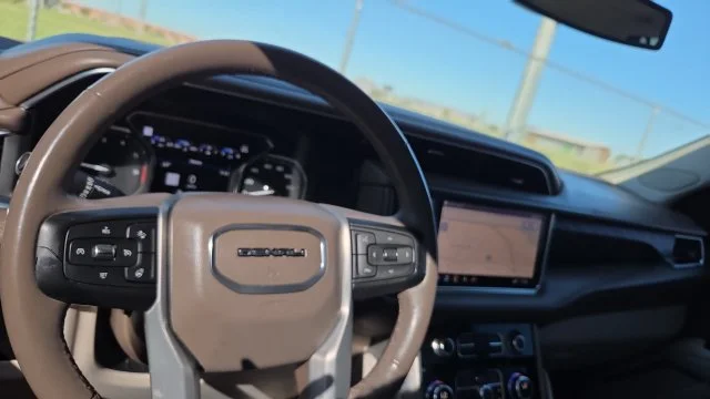 Used 2021 Gray GMC Denali image 9