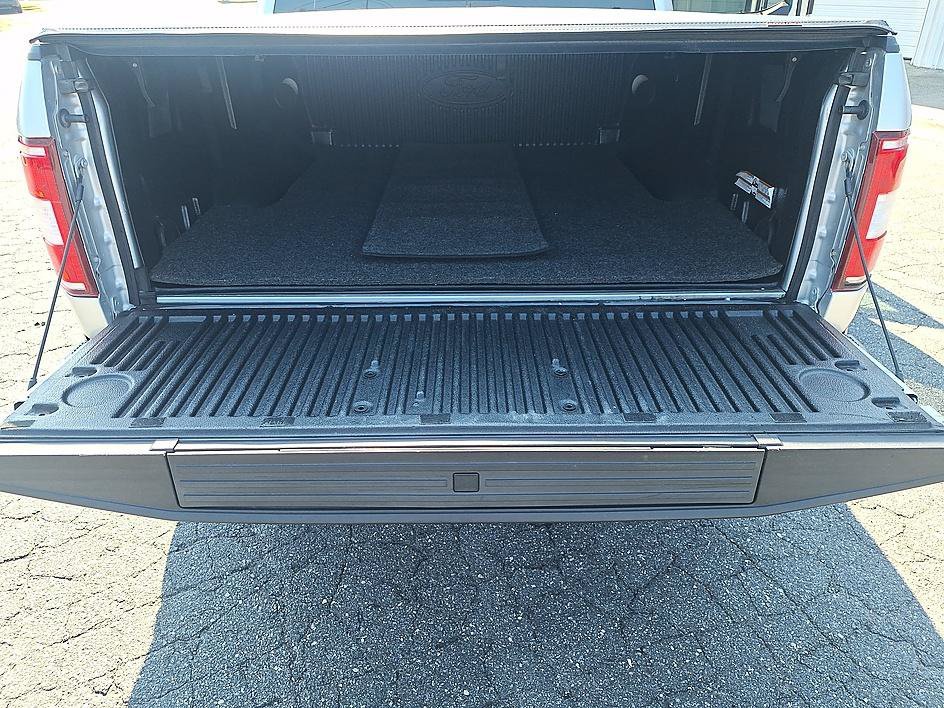 Used 2018 Ingot Silver Ford XLT image 23