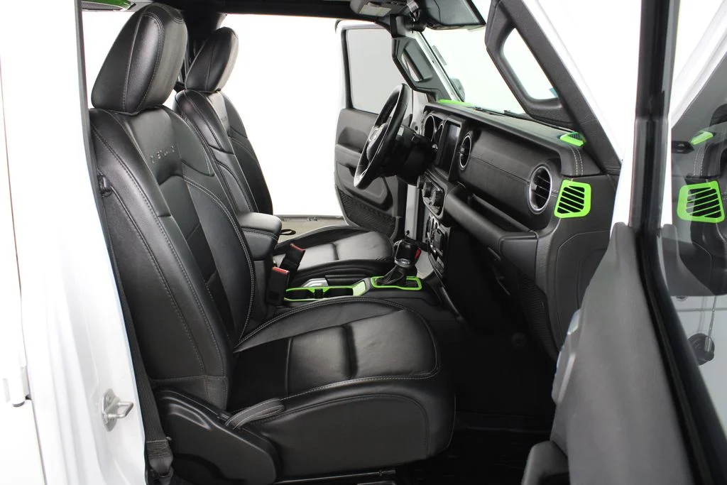Used 2020 White Jeep Overland image 15