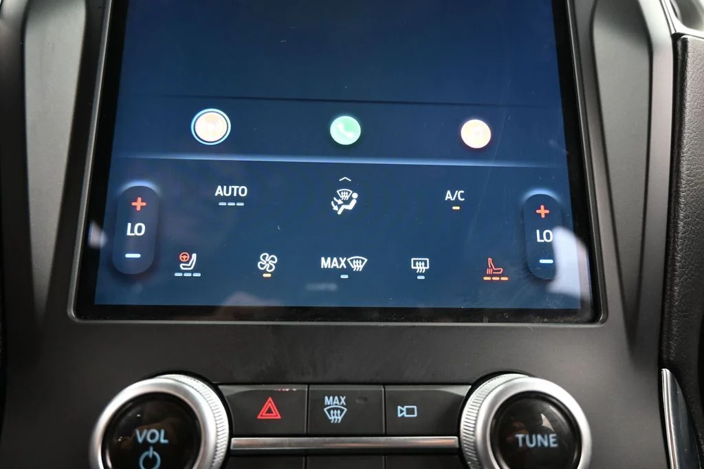 Used 2024 Black Metallic Ford Titanium image 26