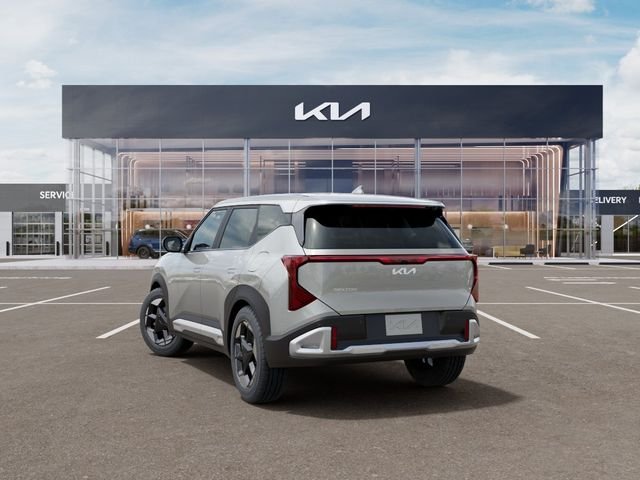 New 2027 Ivory Silver Kia EX image 5