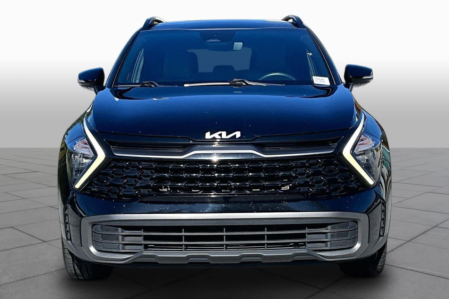 Used 2023 Ebony Black Kia X-Line image 4