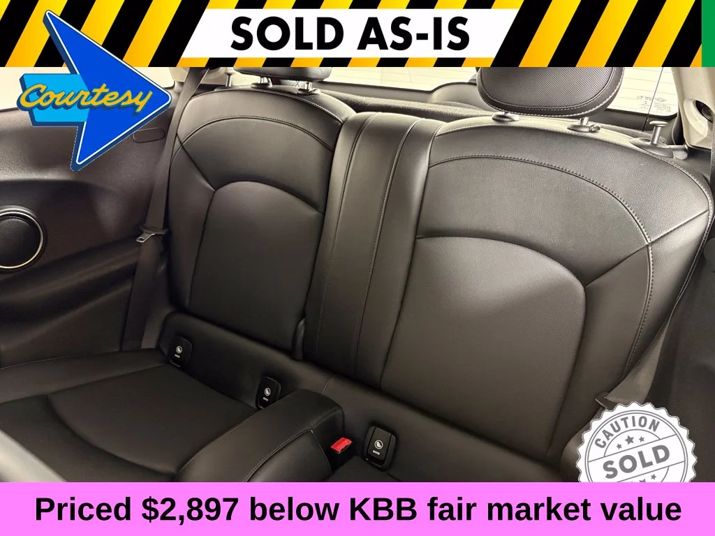 Used 2015 Red MINI Base image 29