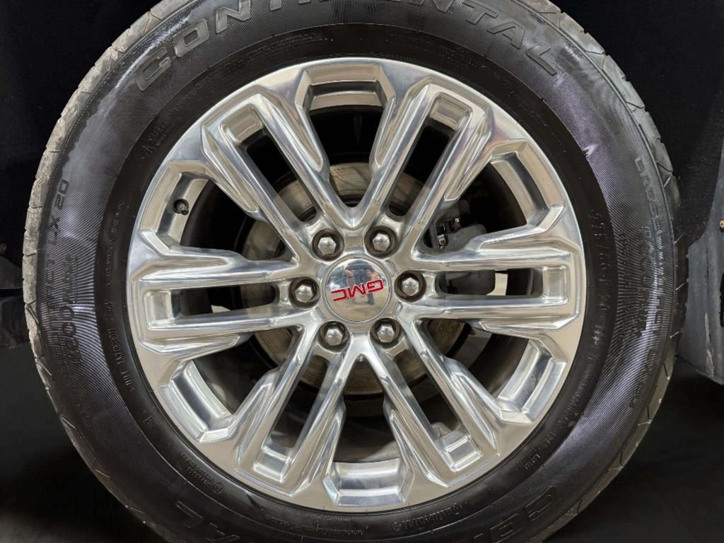 Used 2021 White GMC SLT image 35