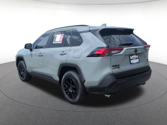 Certified Used 2021 Gray Toyota XLE Premium image 4