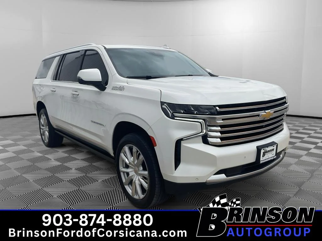 Used 2024 Iridescent Pearl Tricoat Chevrolet High Country image 3