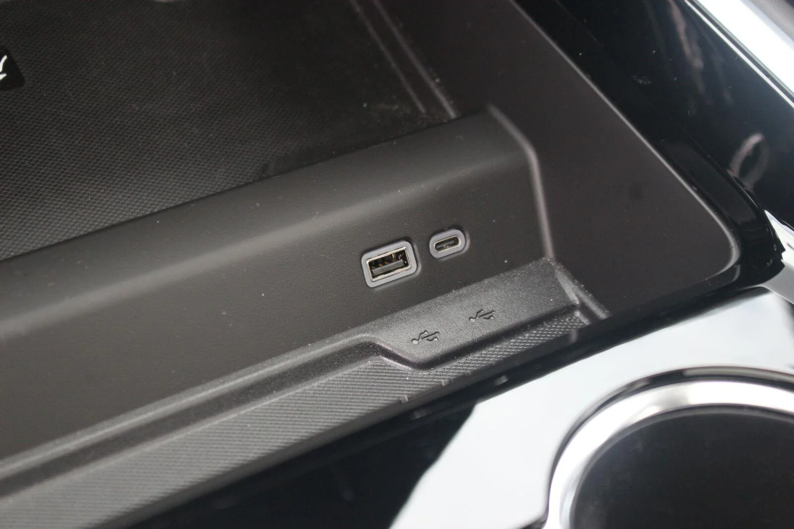 Used 2025 Dark Ash Metallic Chevrolet RST image 25