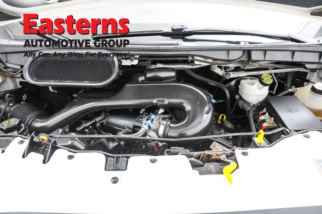 Used 2015 White Ford Base image 6