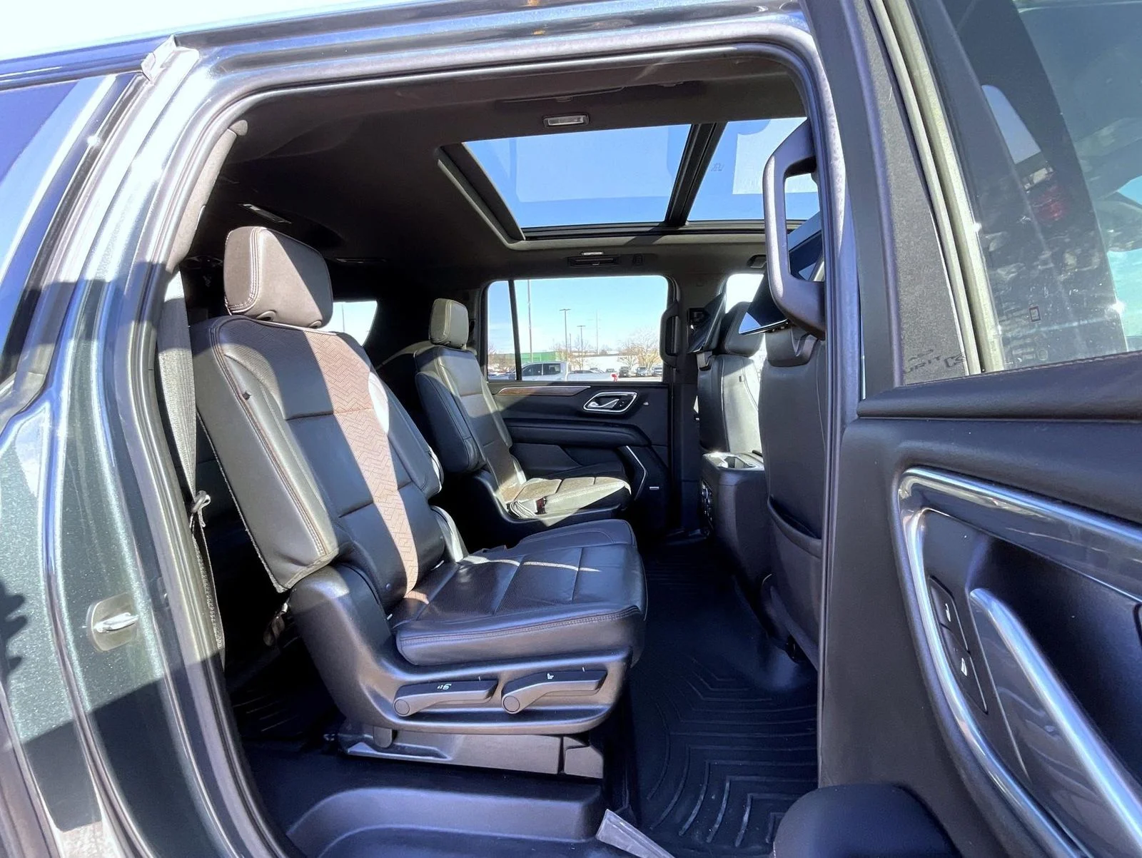 Used 2021 Gray Chevrolet High Country image 18