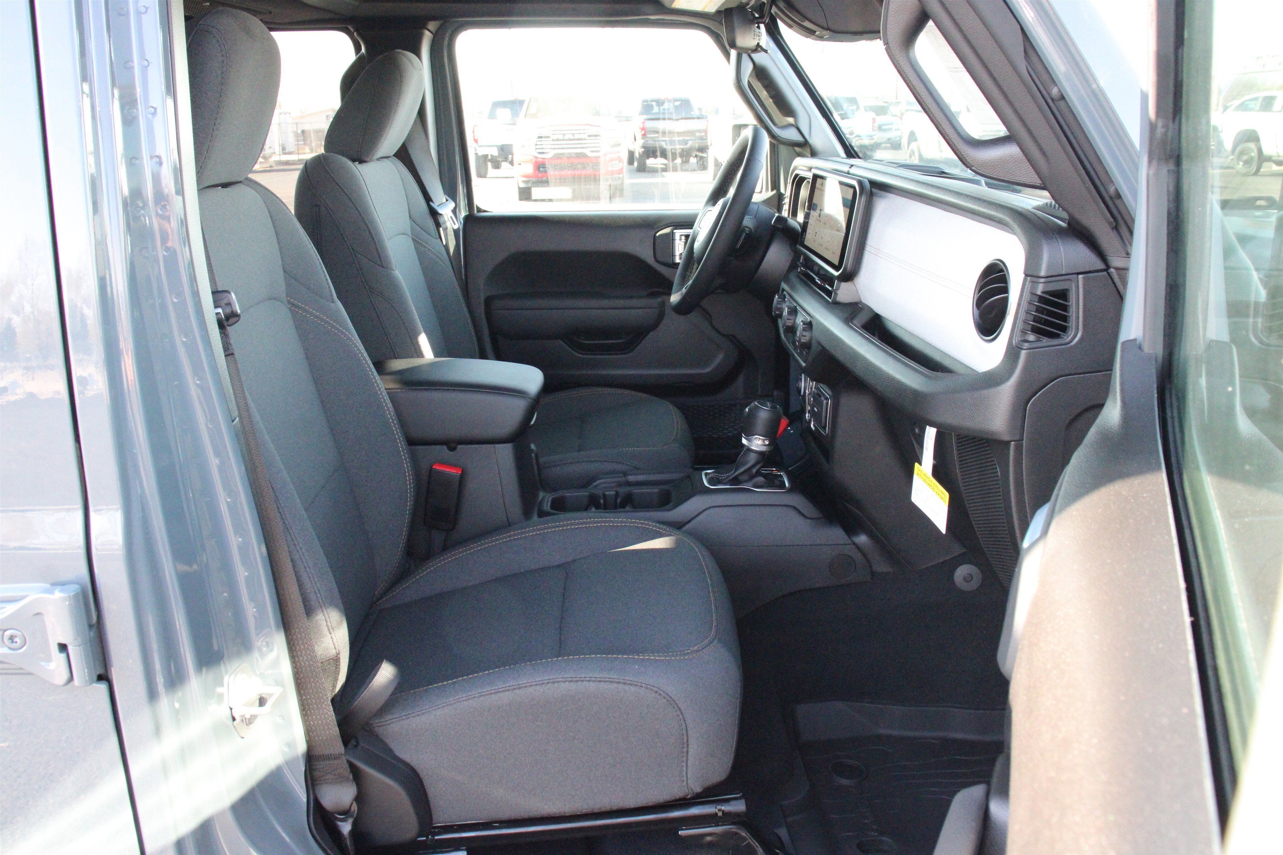 New 2026 Anvil Clear-Coat Exterior Paint Jeep Sport S image 28