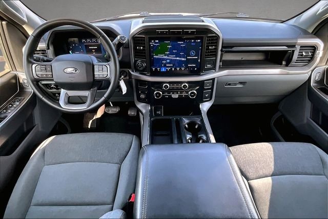 Used 2024 Gray Ford XLT image 12