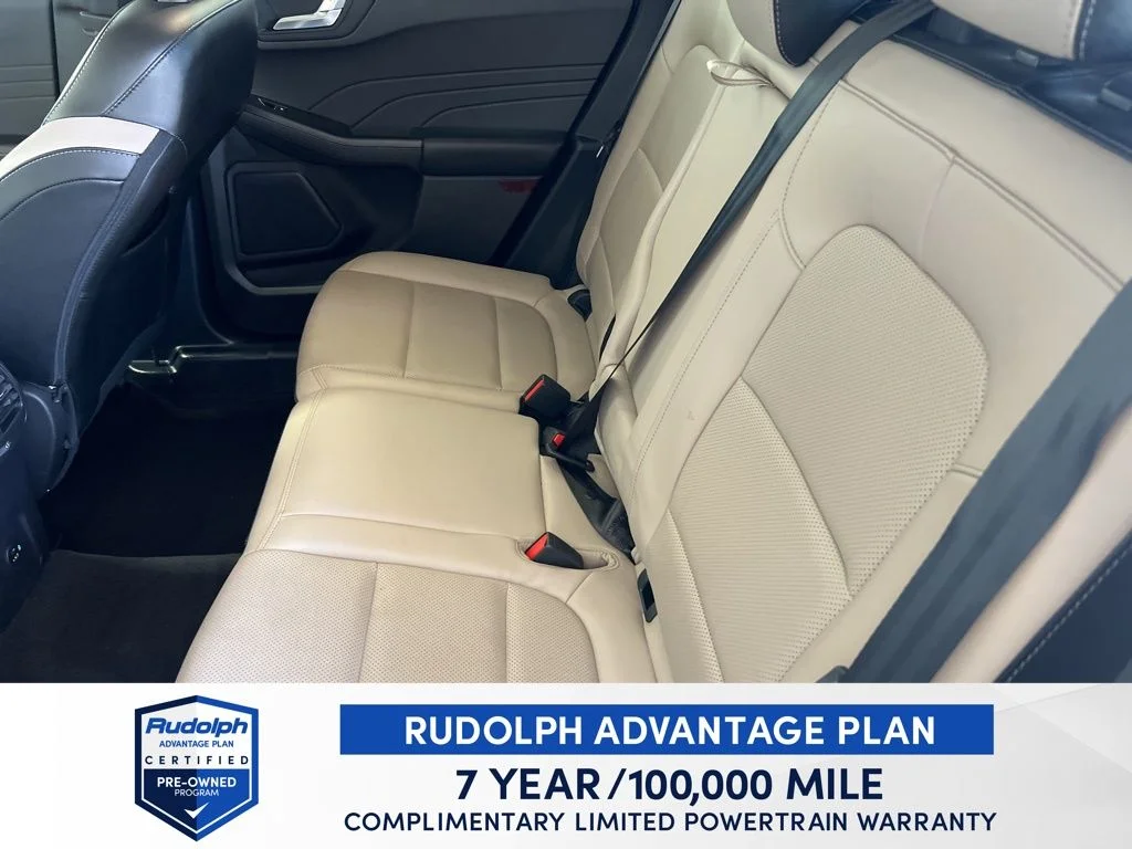 Used 2022 Black Ford SEL image 25