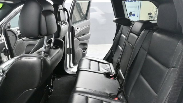 Used 2021 White Jeep Limited image 23