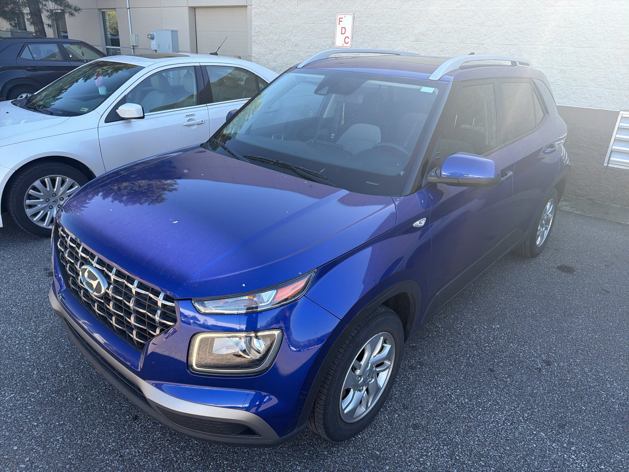 Used 2020 Intense Blue Hyundai SEL image 2