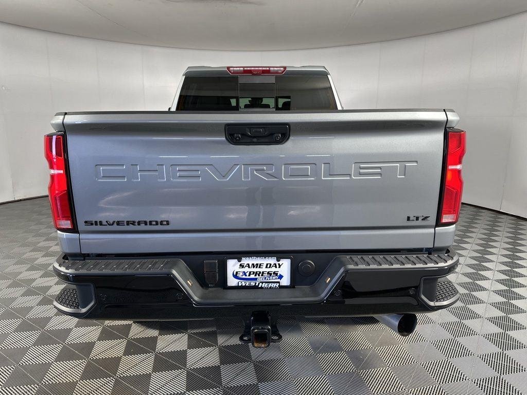 Used 2025 Sterling Gray Metallic Chevrolet LTZ image 8