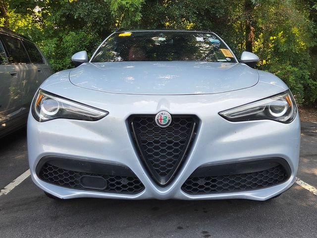 Used 2023 Gray Alfa Romeo Sprint image 2