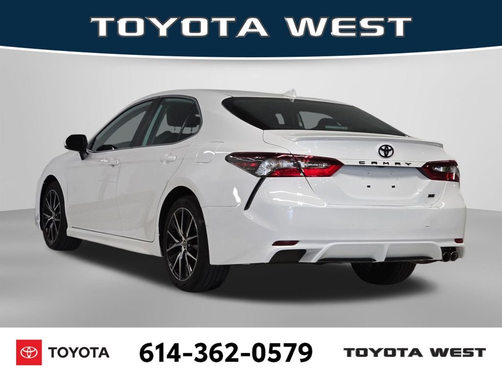 Used 2023 White Toyota SE image 9