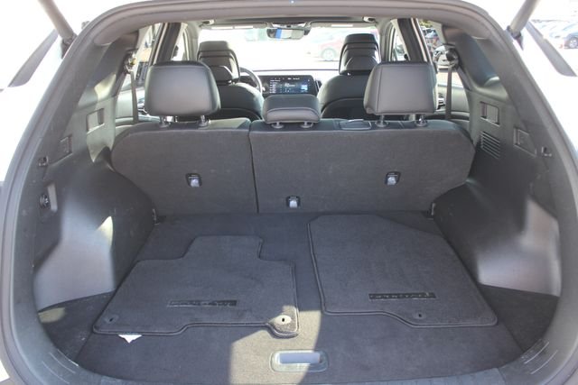Used 2024 White Kia X-Line image 26