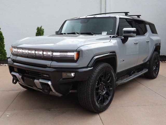 Used 2025 Gray GMC 2X image 3