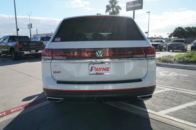 2026 Volkswagen Atlas SE w/Tech - Photo 6