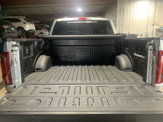 Used 2025 Silver Ford Lariat image 39