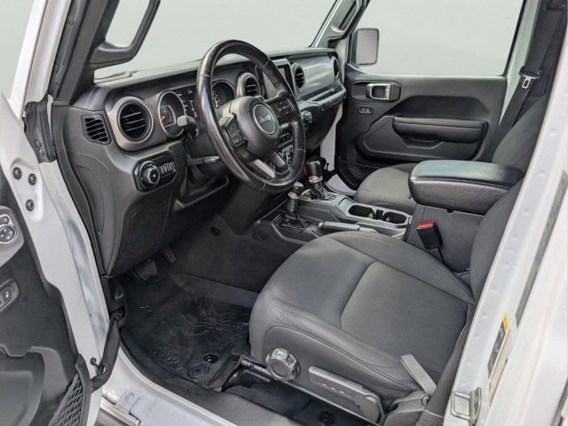 Used 2021 White Jeep Unlimited Willys image 10