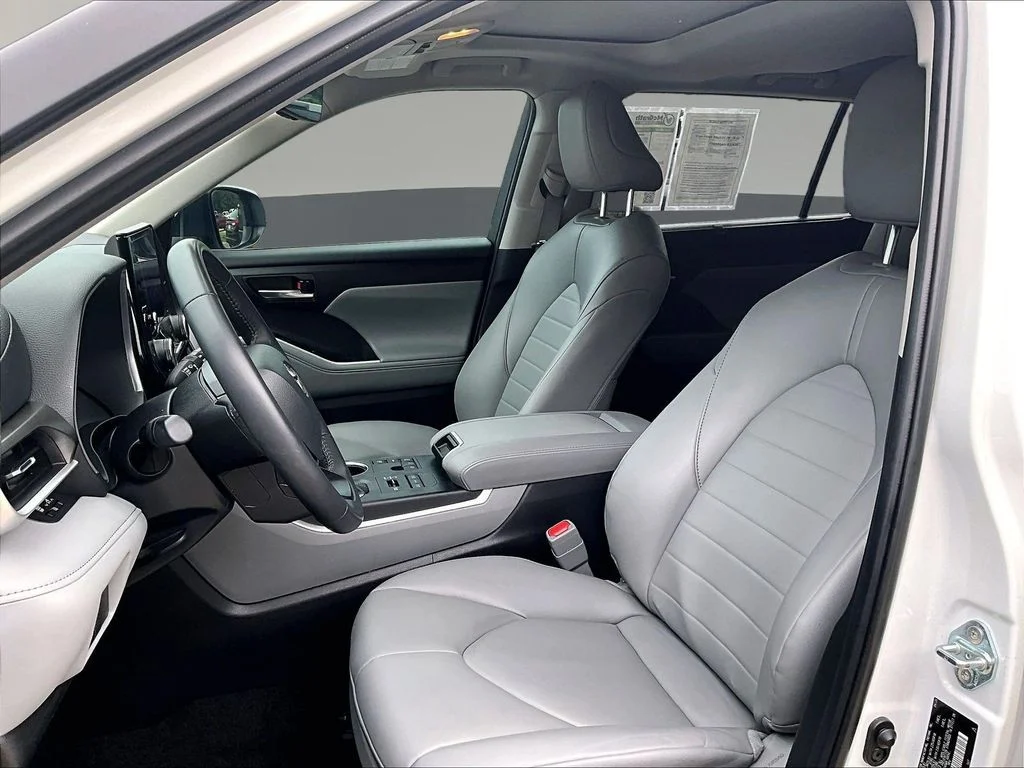 2024 Toyota Highlander XLE - Photo 25
